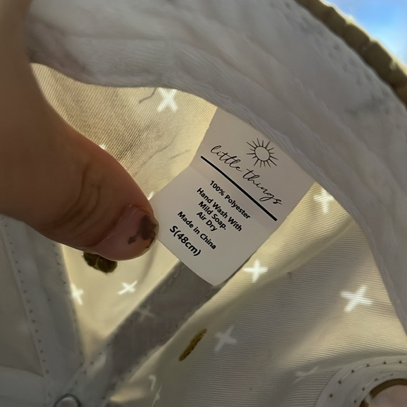 Live Wild Little Things hat size small - Picture 3 of 3